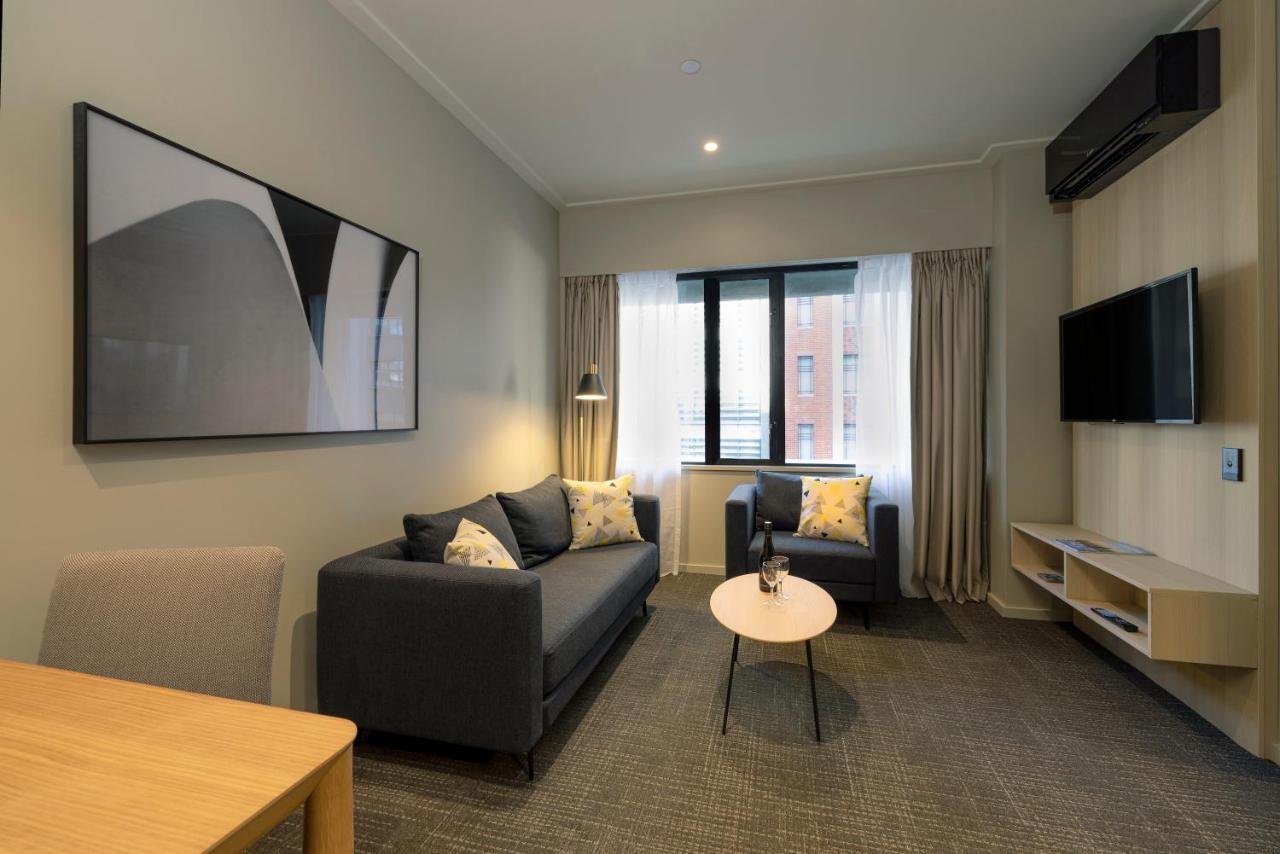 Quest 256 Lambton Hotel Wellington Bagian luar foto