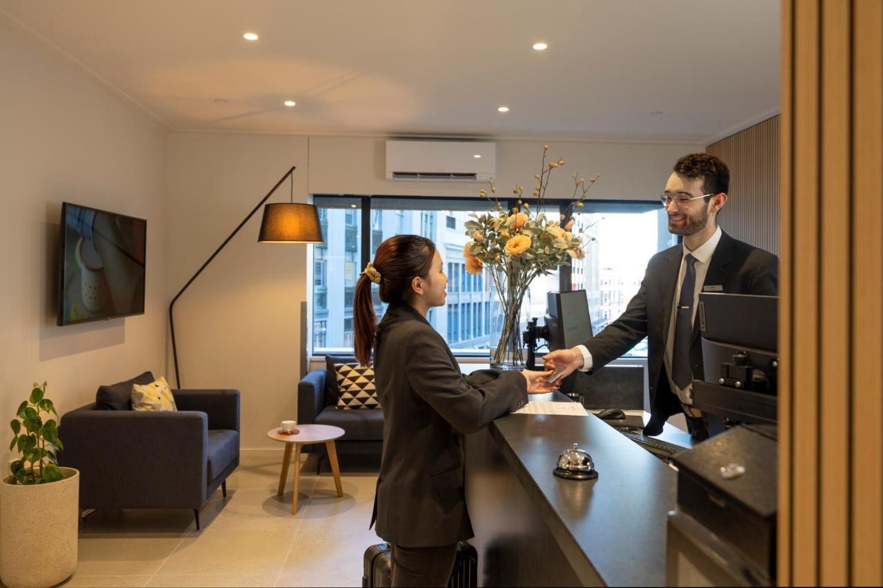 Quest 256 Lambton Hotel Wellington Bagian luar foto